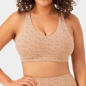 Ryderwear Ultra-V neck Sports Bra + Ultra High Waisted Mid Length Short Set